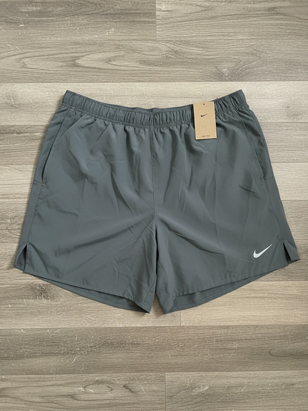 Nike NWT Jogging Shorts 7”